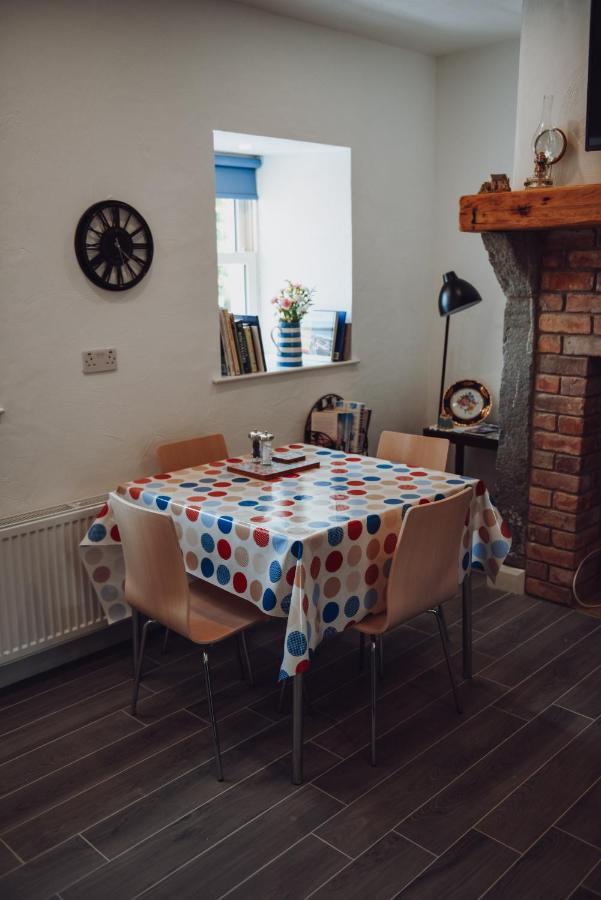 Lizzie'S Cottage Drumaroad Kültér fotó
